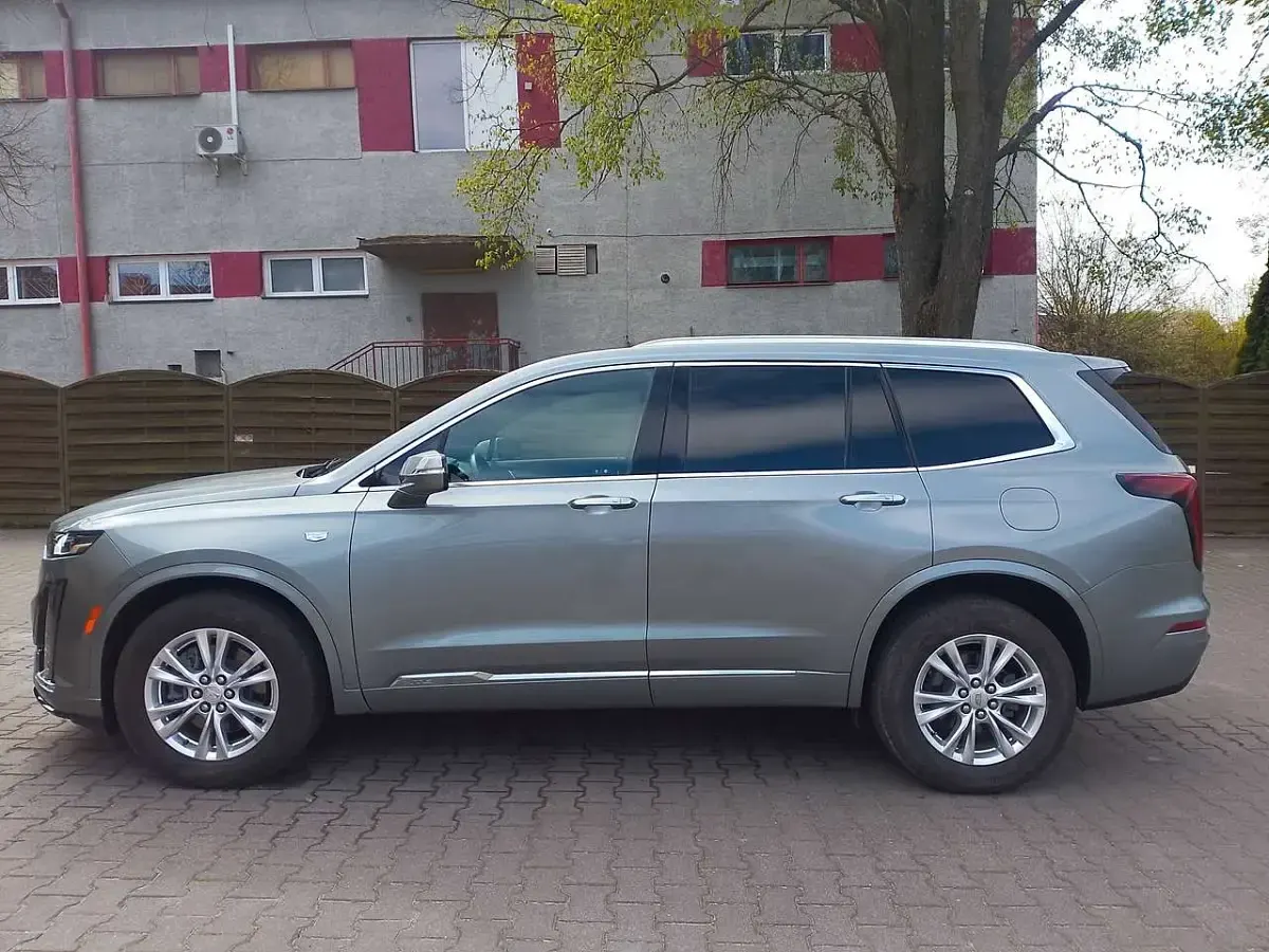 Gebraucht Cadillac XT6 238 PS (175 kW) 2023 Silber SUV