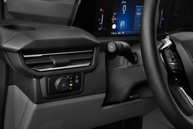 Second-hand Ford Transit Custom 110 CP (80 kW) 2024 Van