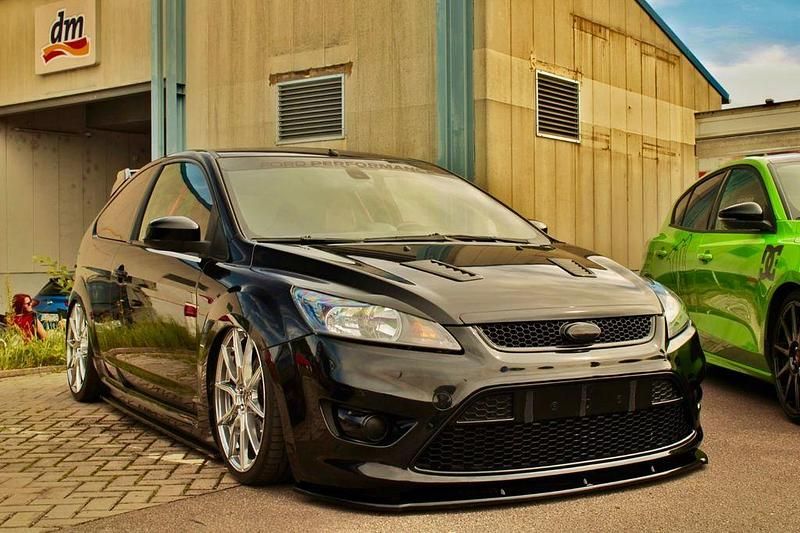 Gebraucht Ford Focus ST 226 PS (166 kW) 2009 Schwarz Limousine