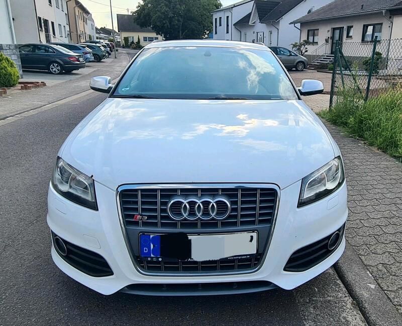 Weiß Gebraucht 2011 Audi S3 Limousine | 12.500 € (Etwas zu teuer) - Bild 1/4