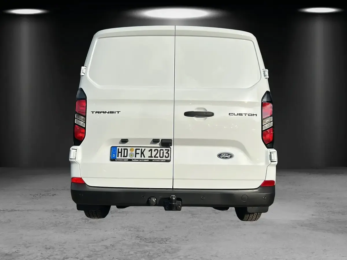 Gebraucht Ford Transit Custom 110 PS (80 kW) 2025 Frozen white Pickup