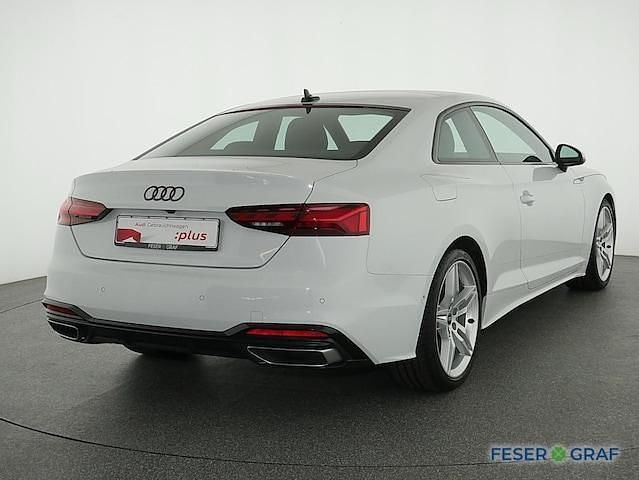 Gletscherweiß metallic Gebraucht 2022 Audi A5 Ambiente Coupé | 44.787 € (Teuer) - Bild 1/3