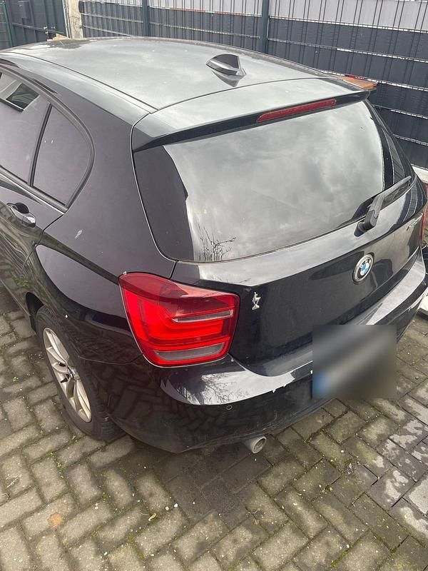 Gebraucht BMW 120 182 PS (133 kW) 2014 Schwarz Kleinwagen