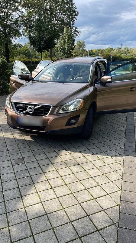 Braun Gebraucht 2009 Volvo XC60 SUV | 6.999 € (Fairer Preis) - Bild 1/4