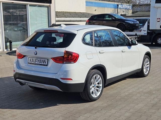Gebraucht BMW X1 Advantage 116 PS (85 kW) 2015 Weiss SUV