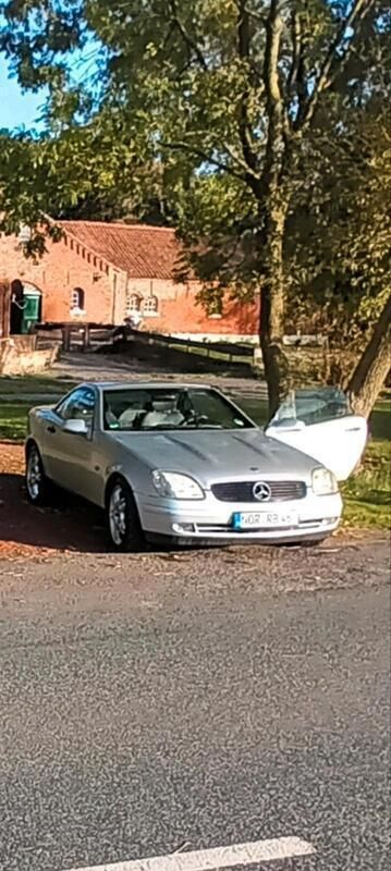 Silber Gebraucht 1999 Mercedes SLK200 Cabrio | 4.690 € (Guter Preis) - Bild 1/4
