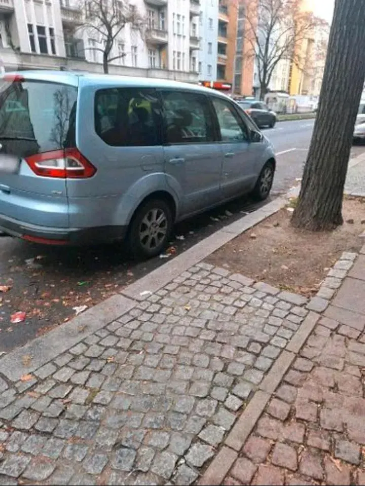 Usata Ford Galaxy 140 CV (102 kW) 2007 Grigio Monovolume