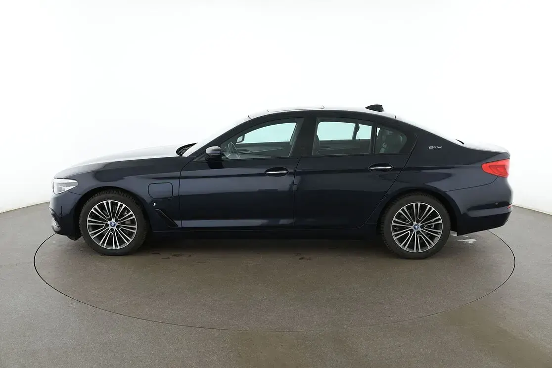 Gebraucht BMW 530e Sport Line 95 PS (69 kW) 2018 Grau Limousine