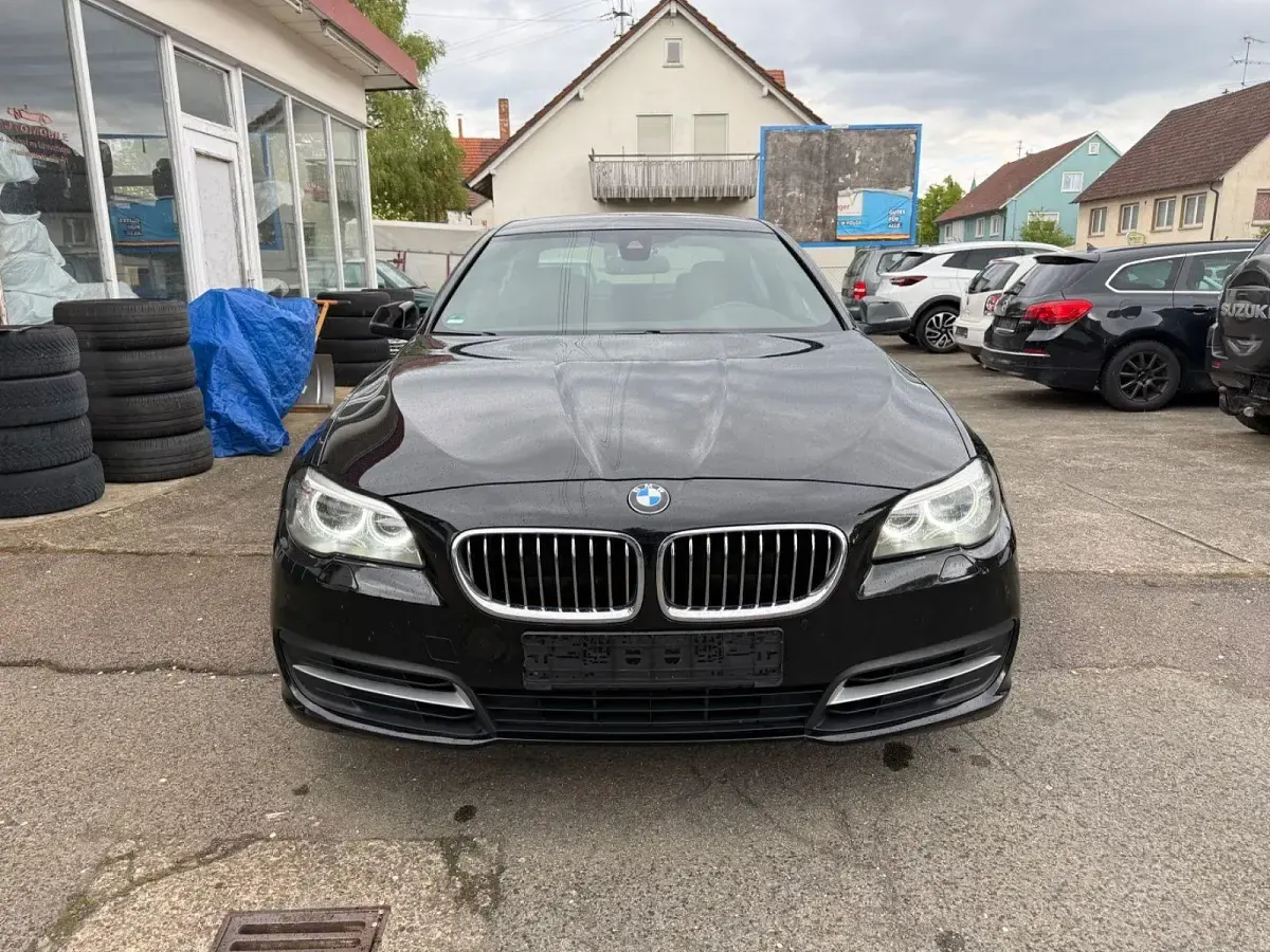 Gebraucht BMW 520 Performance 184 PS (135 kW) 2014 Schwarz Limousine