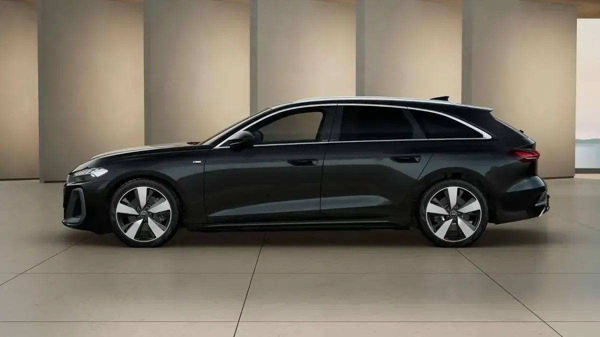 Gebraucht Audi A5 S-Line 204 PS (150 kW) 2025 Schwarz Kombi