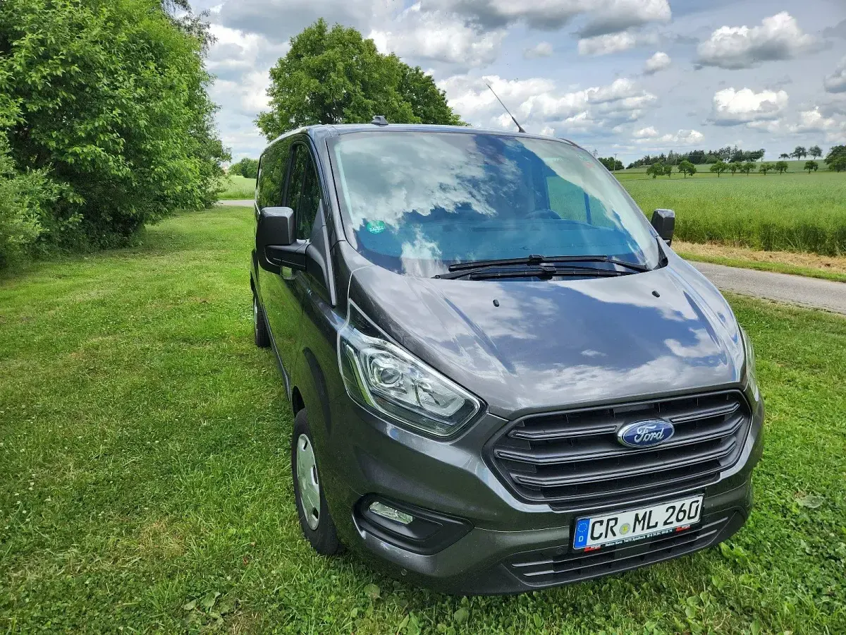 Gebraucht Ford Transit Trend 131 PS (96 kW) 2020 Grau Van / Kleinbus