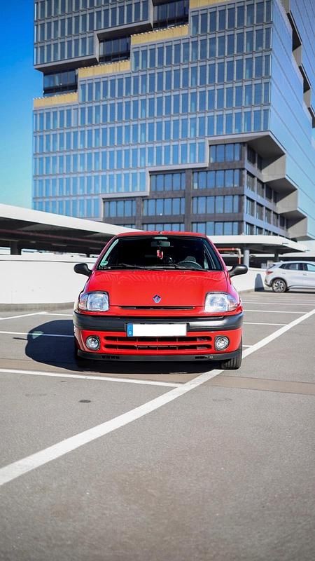 Gebraucht 1999 Renault Clio II Kleinwagen | 2.200 € (Fairer Preis) - Bild 1/4