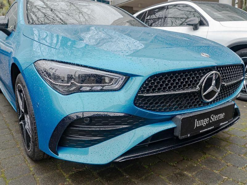 Gebraucht Mercedes CLA250e Shooting Brake AMG 218 PS (160 kW) 2025 Blau hyperblau Kombi