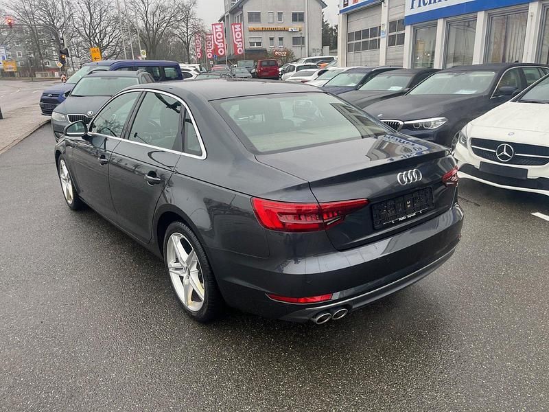 Gebraucht Audi A4 Sport 190 PS (139 kW) 2016 Grau Limousine