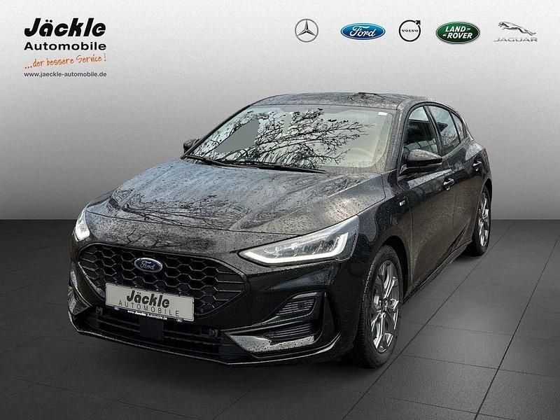 Schwarz Gebraucht 2024 Ford Focus ST-Line Limousine | 29.950 € (Teuer) - Bild 1/4