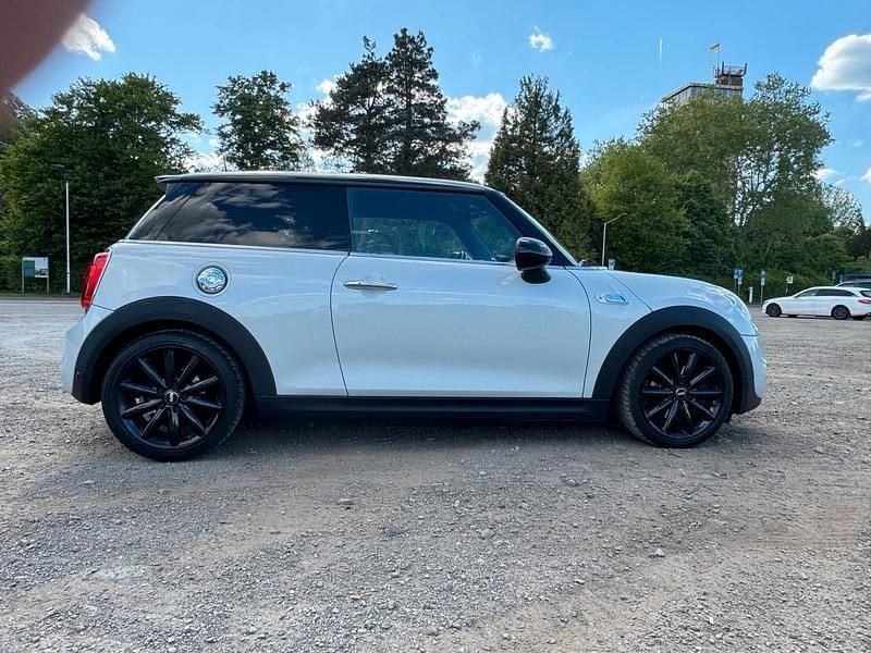 Gebraucht Mini Cooper S 192 PS (141 kW) 2017 Silber Kleinwagen