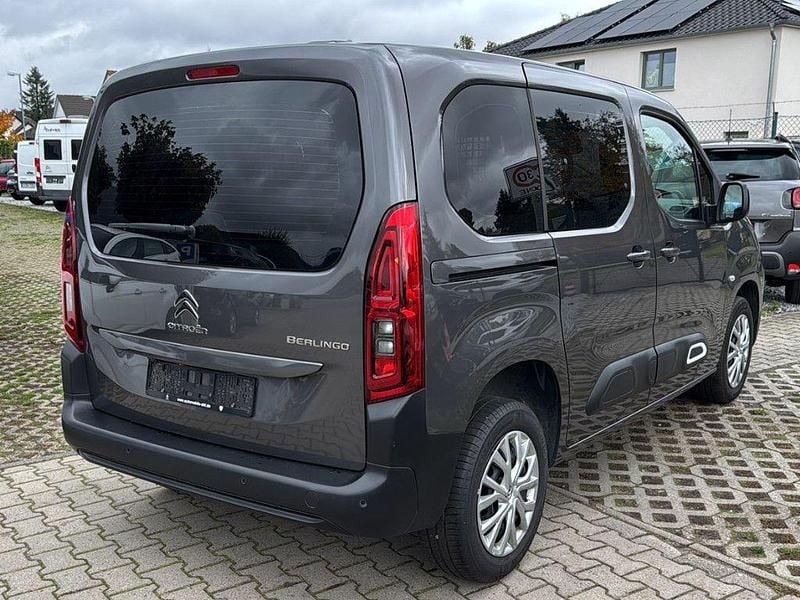 Gebraucht Citroën Berlingo Feel 131 PS (96 kW) 2023 Gris platinium Van / Kleinbus
