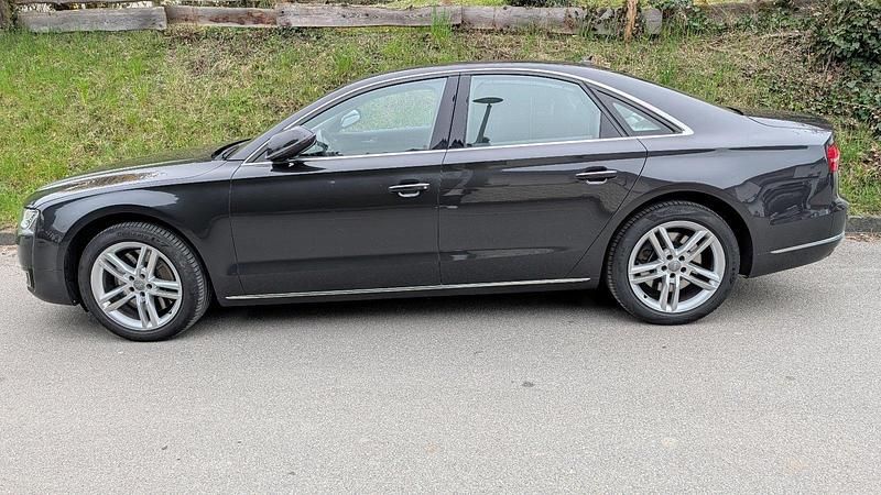 Second-hand Audi A8 385 CP (283 kW) 2013 Negru Berlinǎ