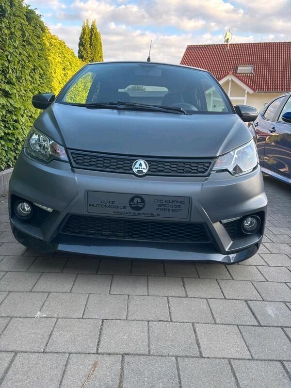 Andere außenfarben Gebraucht 2018 Aixam City Limousine | 8.500 € (Guter Preis) - Bild 1/4