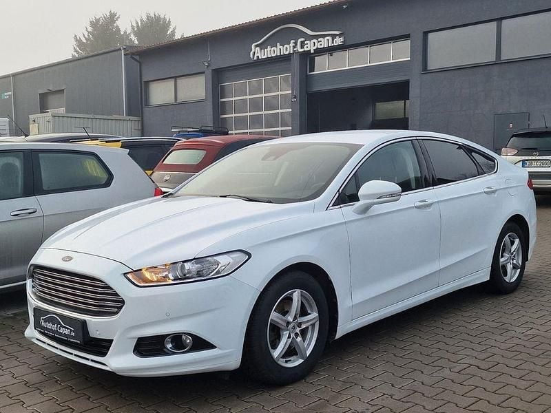 Weiß Gebraucht 2016 Ford Mondeo Titanium Limousine | 10.499 € (Guter Preis) - Bild 1/4