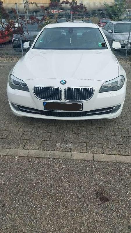 Gebraucht 2012 BMW 520 Sport Line Limousine | 10.400 € (Etwas zu teuer) - Bild 1/4