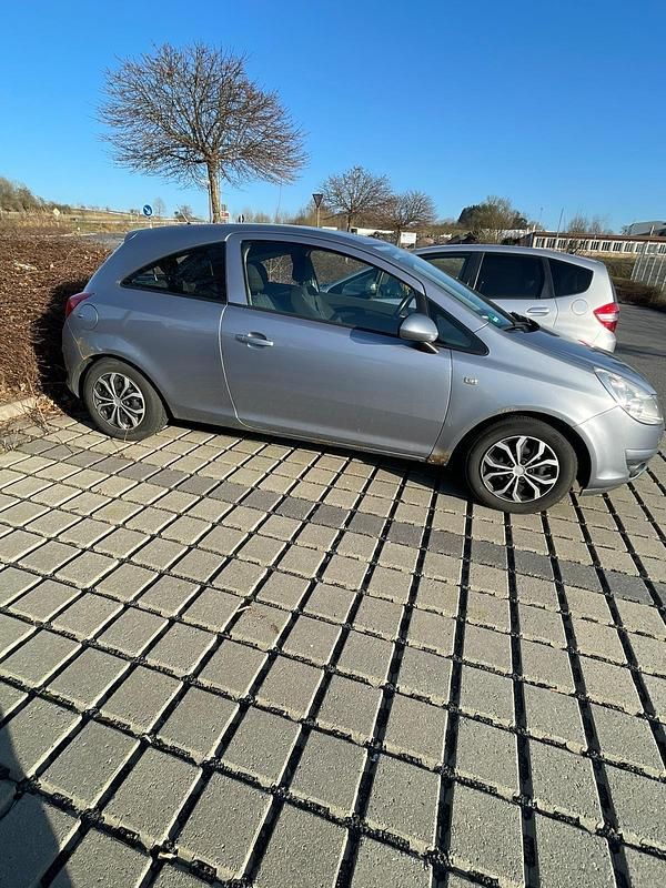 Gebraucht Opel Corsa 90 PS (66 kW) 2009 Grau Kleinwagen