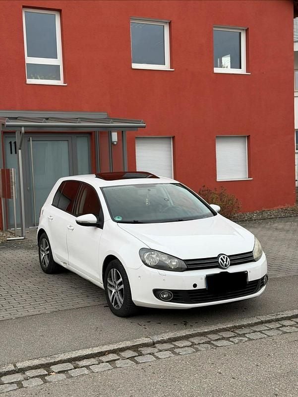 Gebraucht VW Golf VI 110 PS (80 kW) 2009 Weiß Kleinwagen