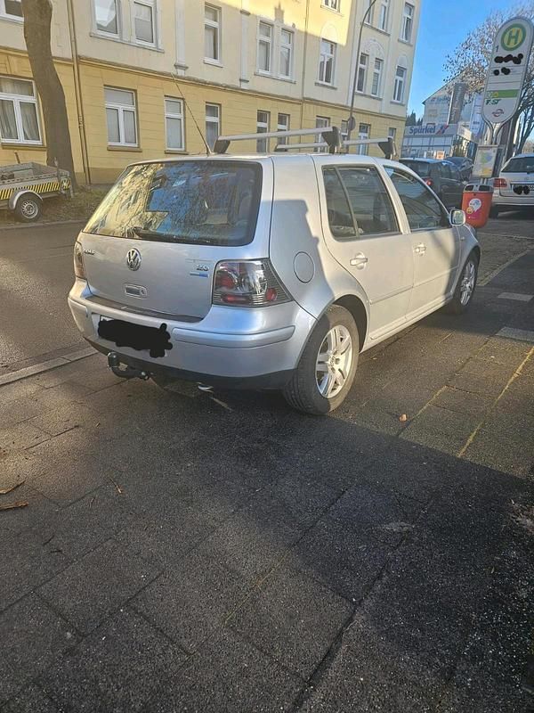 Gebraucht VW Golf IV Highline 115 PS (84 kW) 2004 Grau Kleinwagen