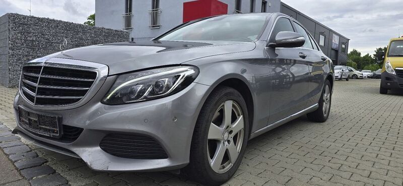 Silber Gebraucht 2014 Mercedes C180 Limousine | 10.990 € (Guter Preis) - Bild 1/4