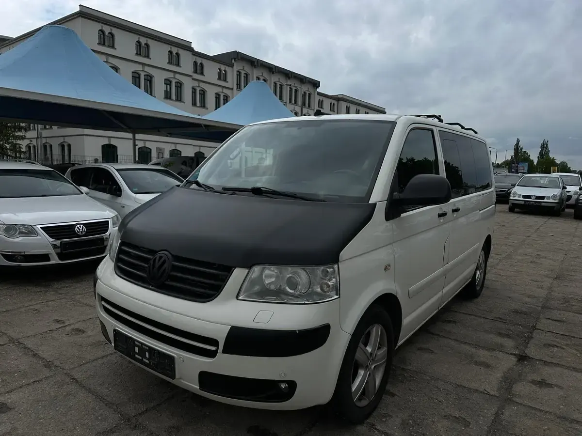 Gebraucht VW Multivan 175 PS (128 kW) 2008 Weiß Van / Kleinbus