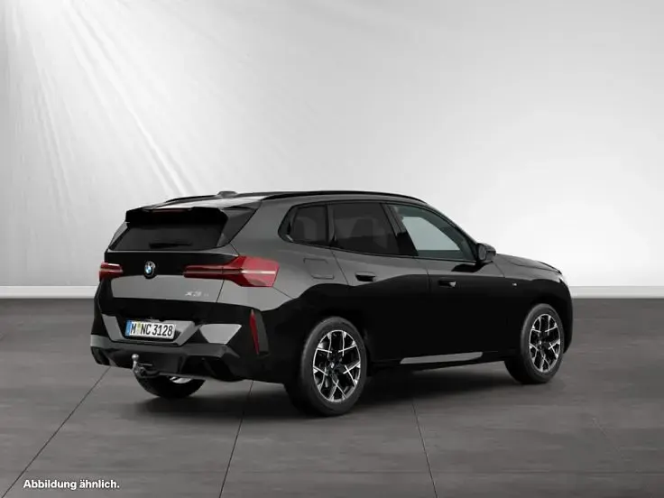 Gebraucht BMW X3 M Sport 208 PS (152 kW) 2025 Saphirschwarz metallic SUV