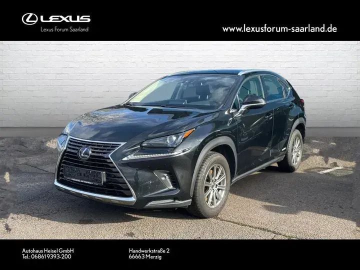 Graphite black Gebraucht 2021 Lexus NX300h SUV | 29.750 € (Fairer Preis) - Bild 1/4