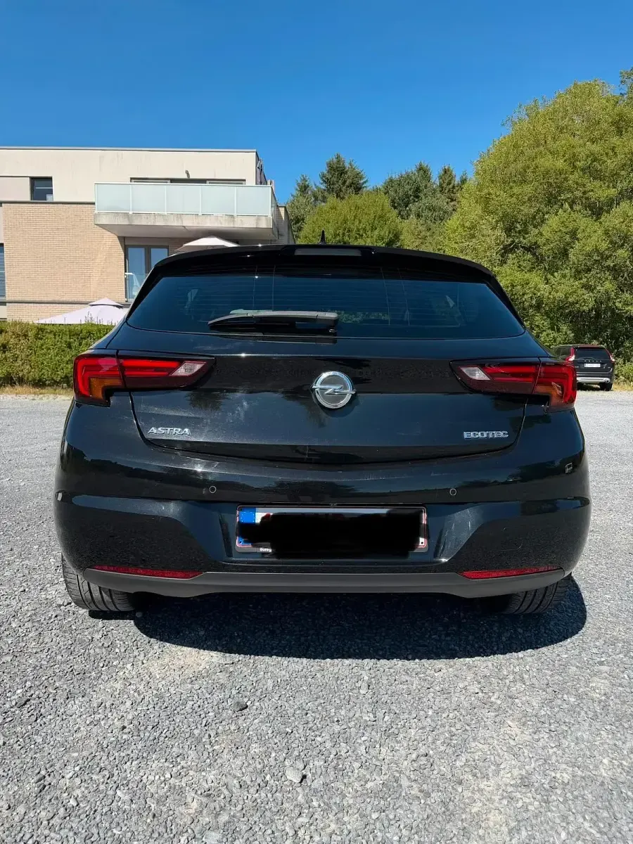 Gebraucht Opel Astra 105 PS (77 kW) 2019 Schwarz Limousine