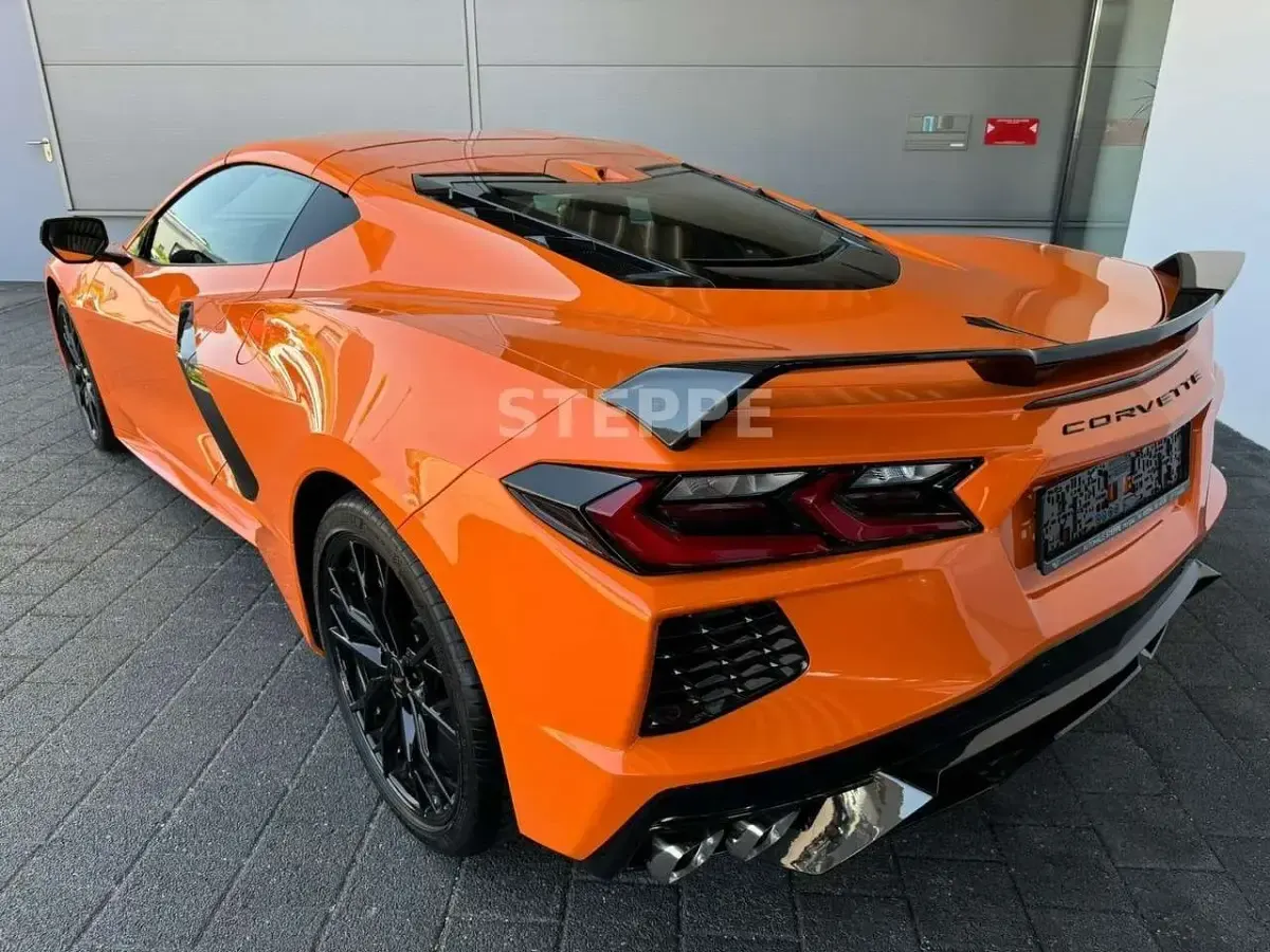 Neu Corvette Stingray 481 PS (353 kW) 2025 Amplify orange Coupé