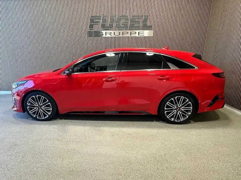 Używany Kia ProCeed GT 204 KM (150 kW) 2020 Czerwony Kombi