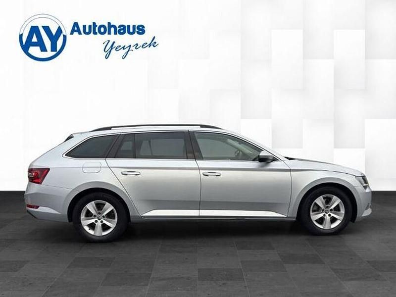 Gebraucht Skoda Superb Ambition 150 PS (110 kW) 2018 Andere Limousine