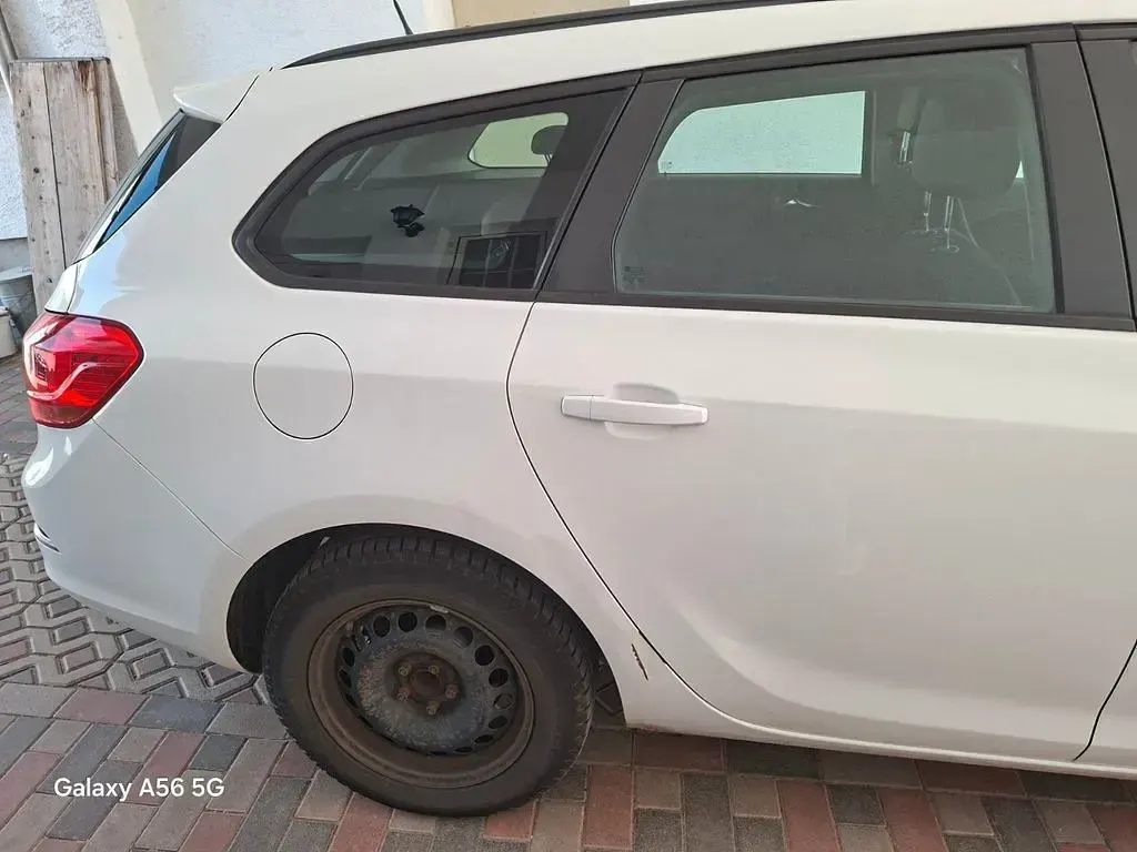 Gebraucht Opel Astra Style 116 PS (85 kW) 2015 Weiß Kombi