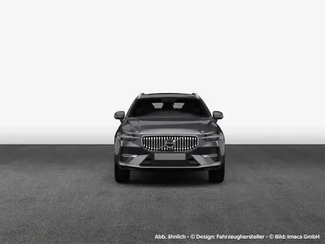 Gebraucht Volvo XC60 145 PS (106 kW) 2024 SUV