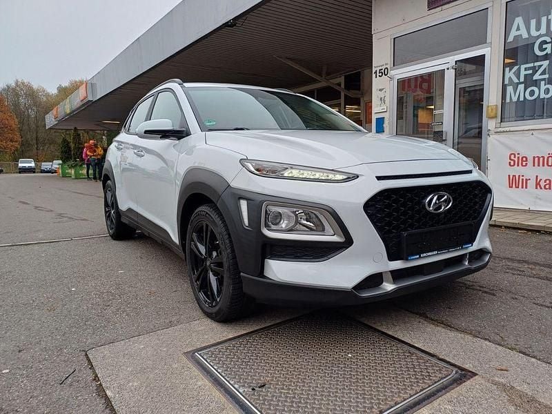 Chalk white Gebraucht 2020 Hyundai Kona Trend SUV | 15.690 € (Guter Preis) - Bild 1/4