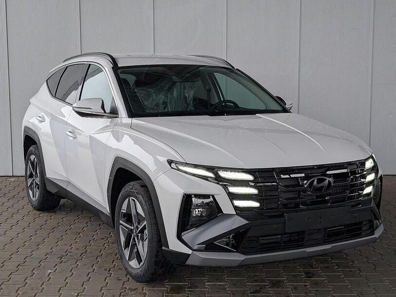 Gebraucht Hyundai Tucson 215 PS (158 kW) 2024 Atlas white SUV