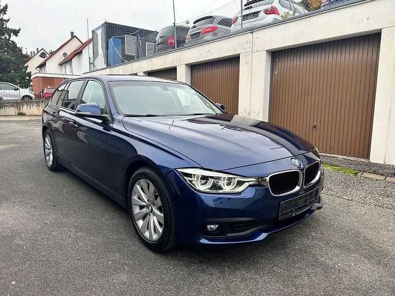 Gebraucht BMW 318 Performance 136 PS (100 kW) 2018 Blau Kombi