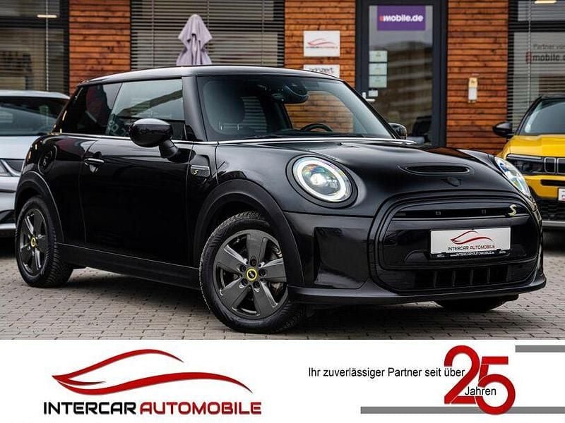 Gebraucht Mini Cooper 135 kW (184 PS) 2021 Schwarz Kleinwagen