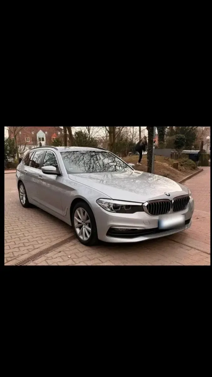 Gebraucht BMW 520 190 PS (139 kW) 2019 Silber Kombi