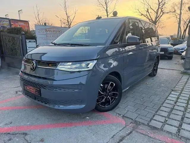 Second-hand VW Multivan 150 CP (110 kW) 2024 Monovolum