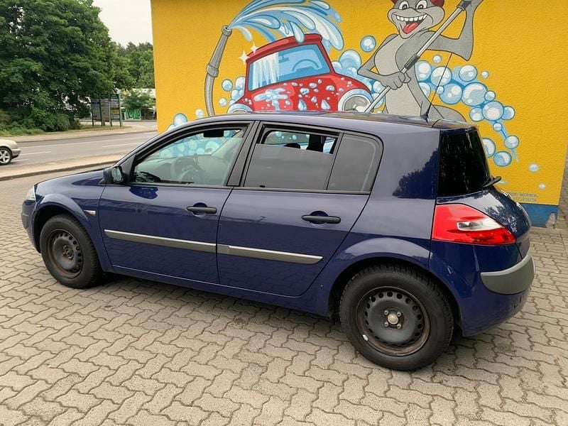 Gebraucht 2009 Renault Mégane III Kleinwagen | 1.350 € - Bild 1/4