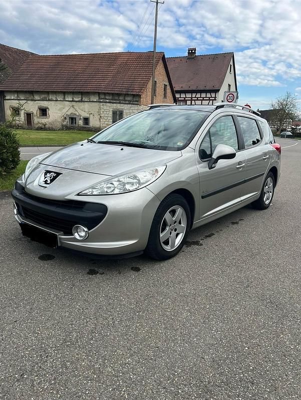 Gebraucht Peugeot 207 95 PS (69 kW) 2009 Grau Kombi