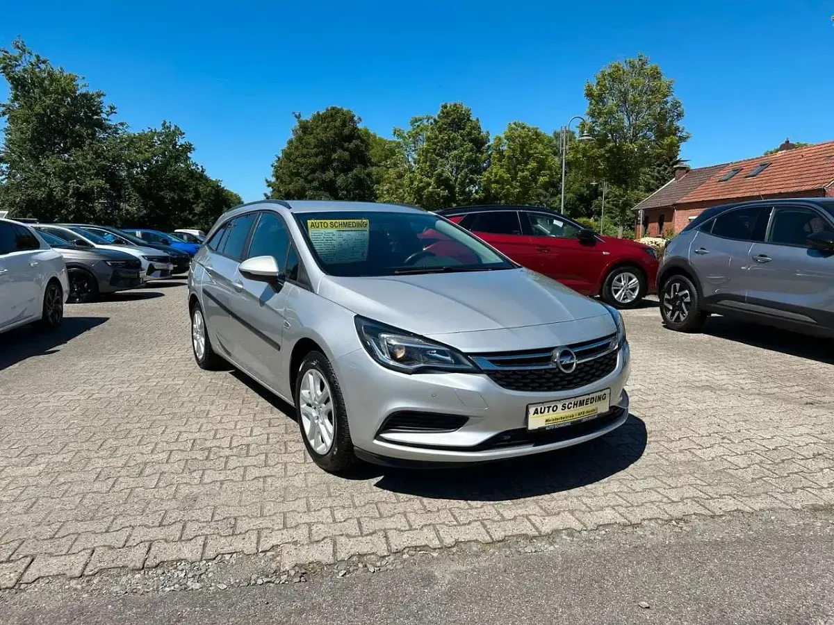 Gebraucht Opel Astra Edition 110 PS (80 kW) 2019 Silber Kombi
