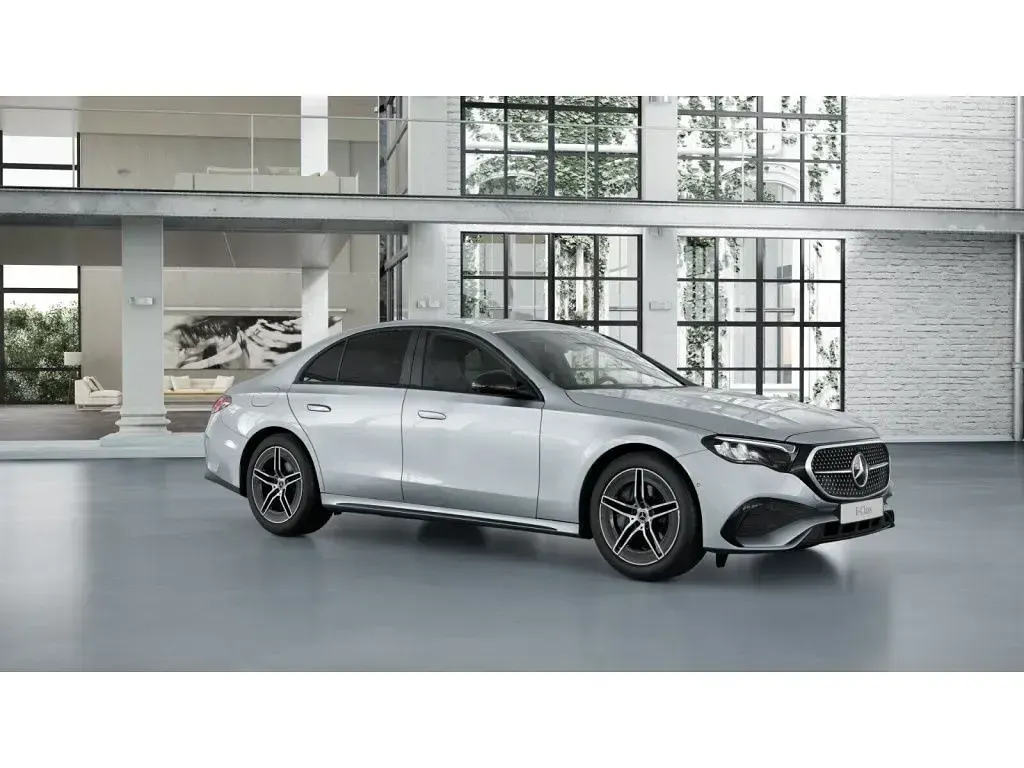 Gebraucht Mercedes E220 AMG 197 PS (144 kW) 2025 Silber Limousine