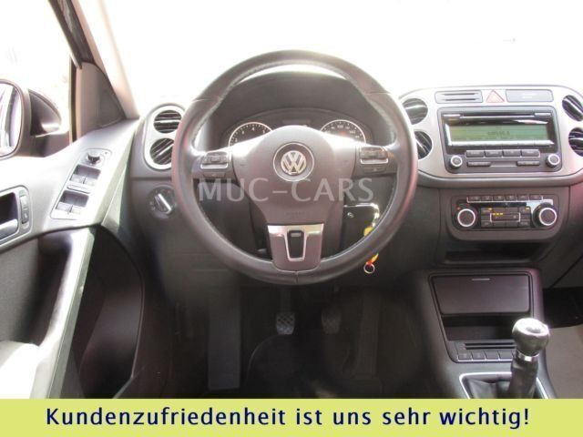 Gebraucht VW Tiguan Trendline 150 PS (110 kW) 2010 Schwarz metallic SUV
