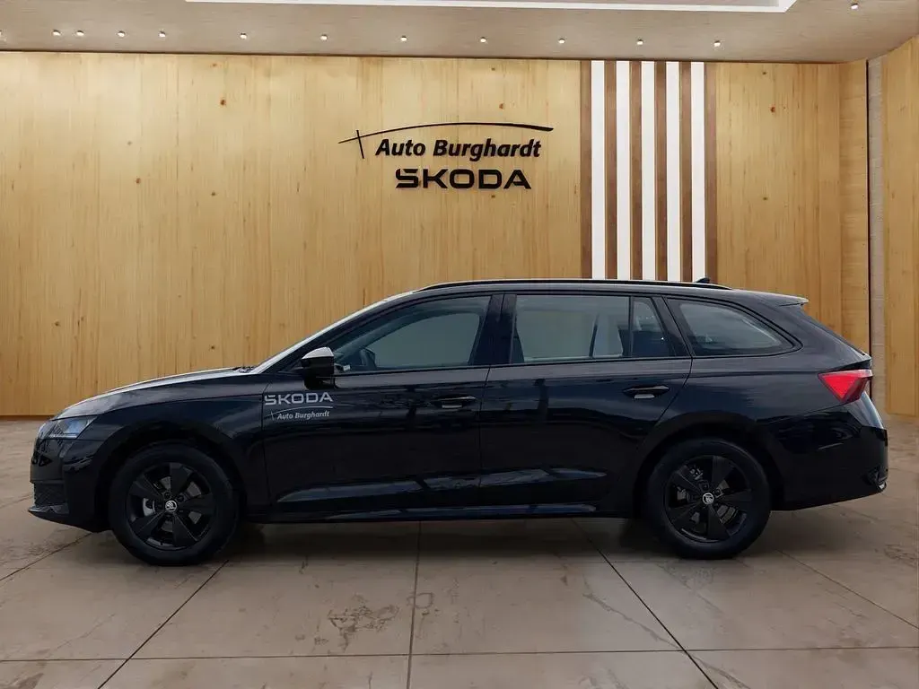Gebraucht Skoda Octavia Essence 116 PS (85 kW) 2026 Schwarz Limousine
